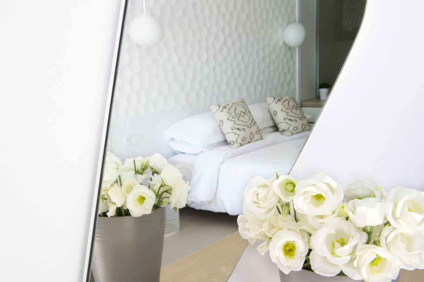 Myconian-Kyma---Design-Hotels-Room-55