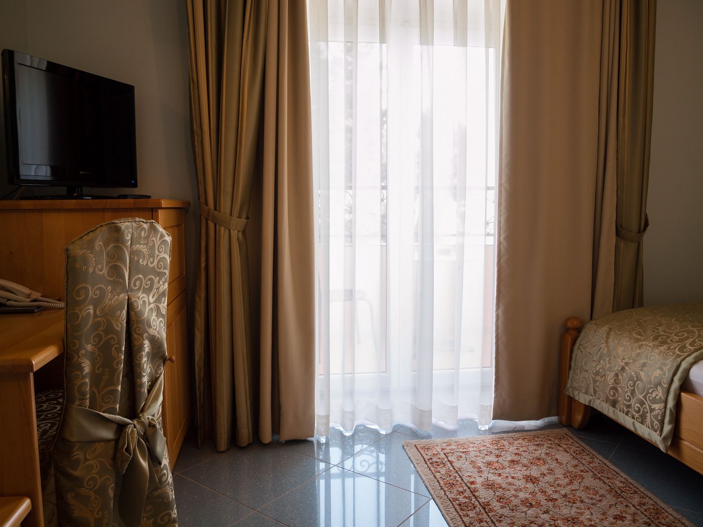 Hotel Miramare-Croatia-Vodice-Room-10