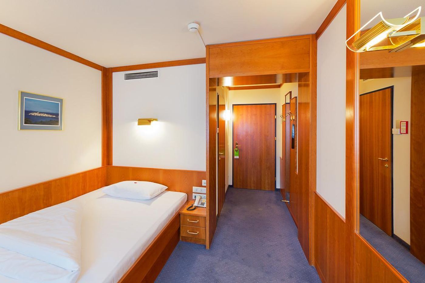 Vienna Sporthotel - Austria - Vienna - Room - 11