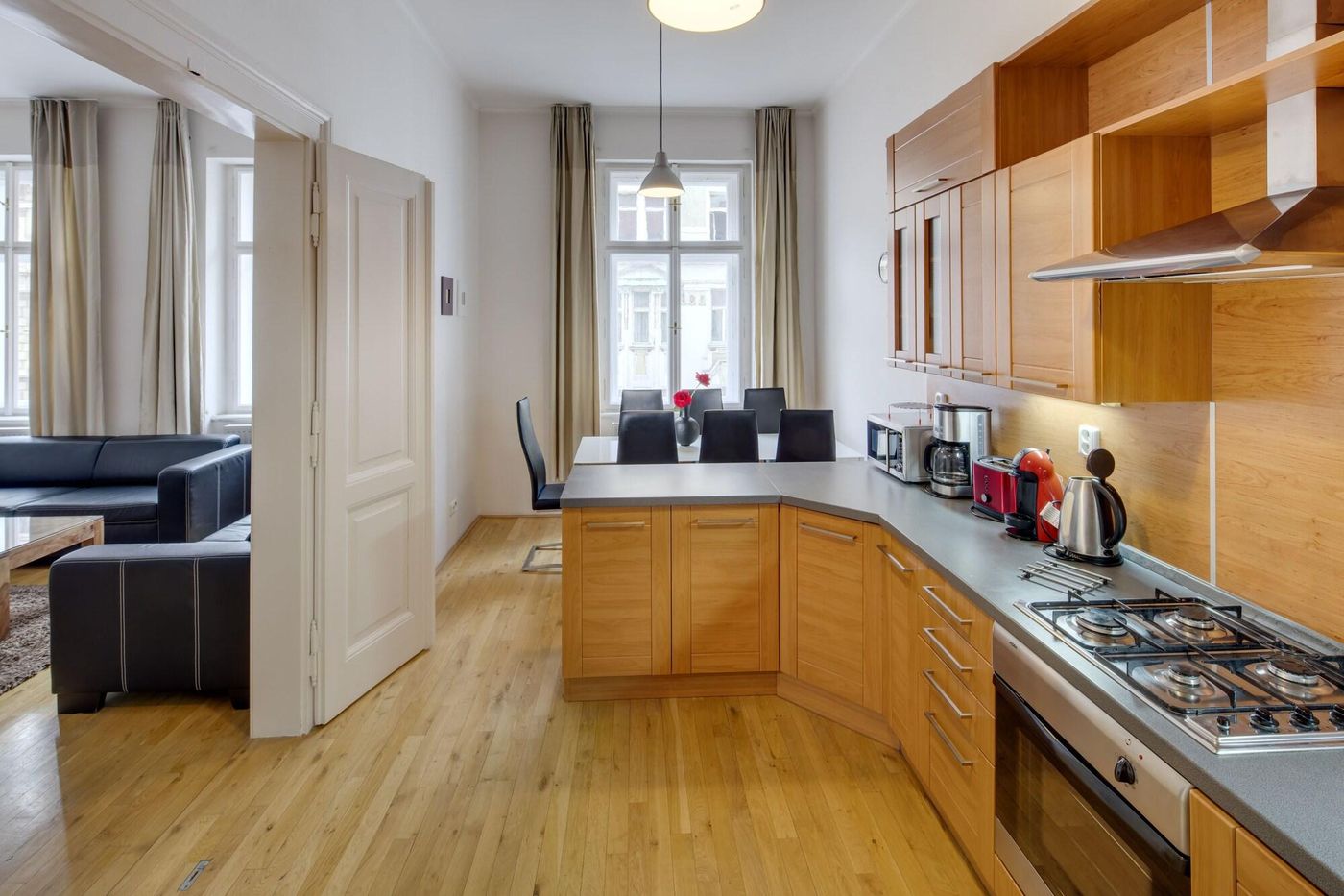 Old-Town-Square-Apartments-Room-16