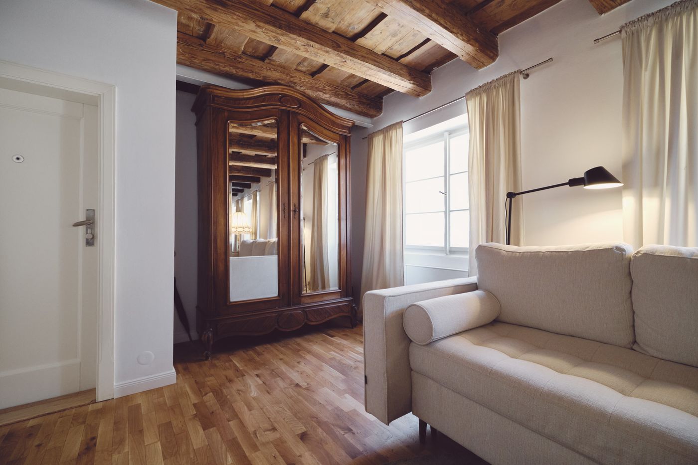 Domus-Balthasar-Room-10