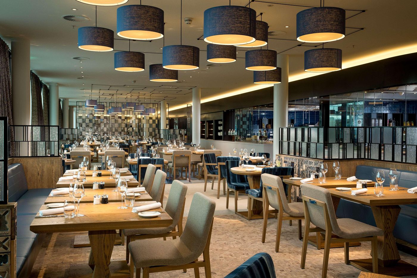 Hilton-Amsterdam-Airport-Schiphol-Restaurant-51