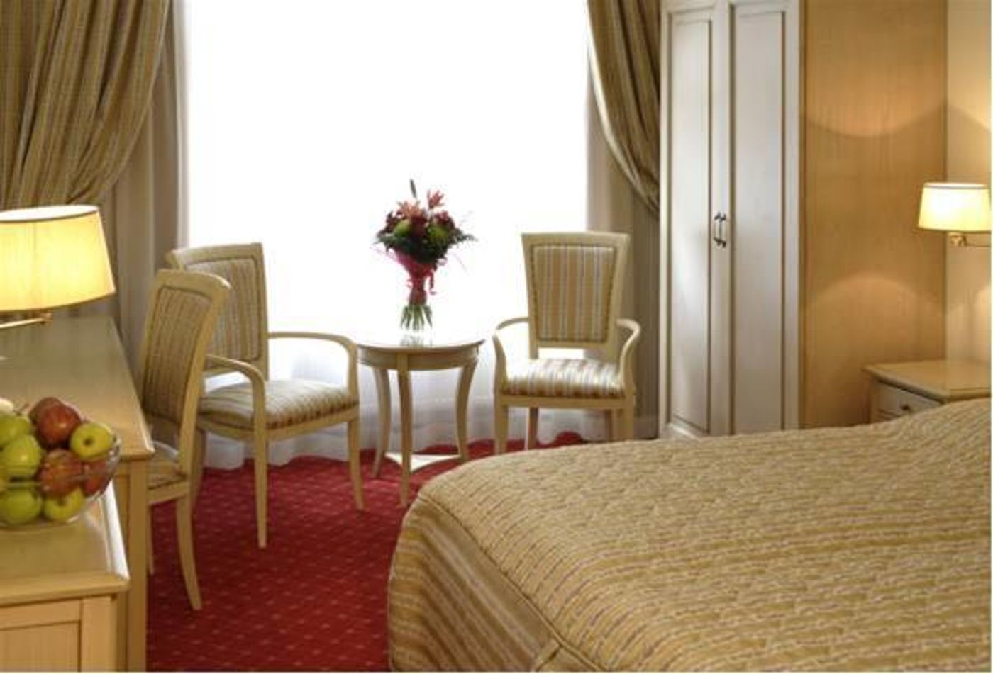 Spa Hotel Schlosspark-Czech Republic-Karlovy Vary-General view-1