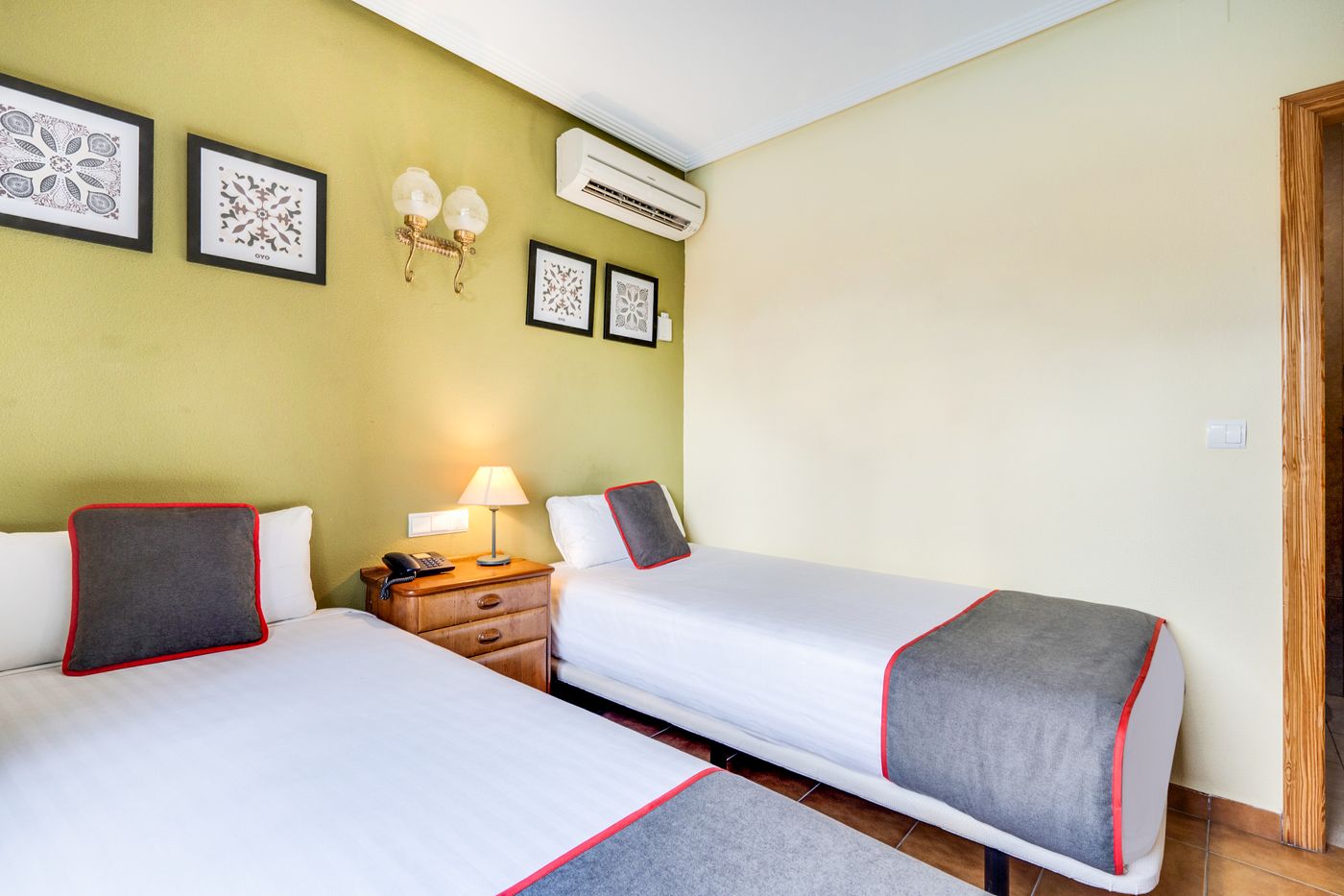 Torre-Sant-Joan-Hotel-Room-16