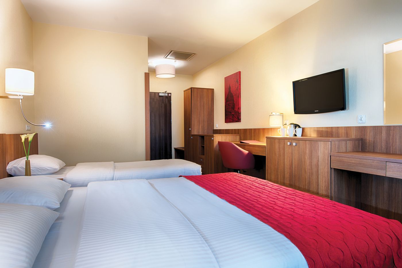 Leonardo-Royal-Hotel-Warsaw-Room-38