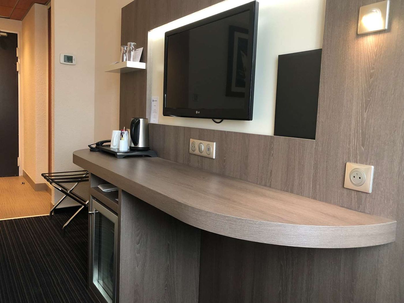 Best Western Marseille Aeroport-France-Vitrolles-General view-1