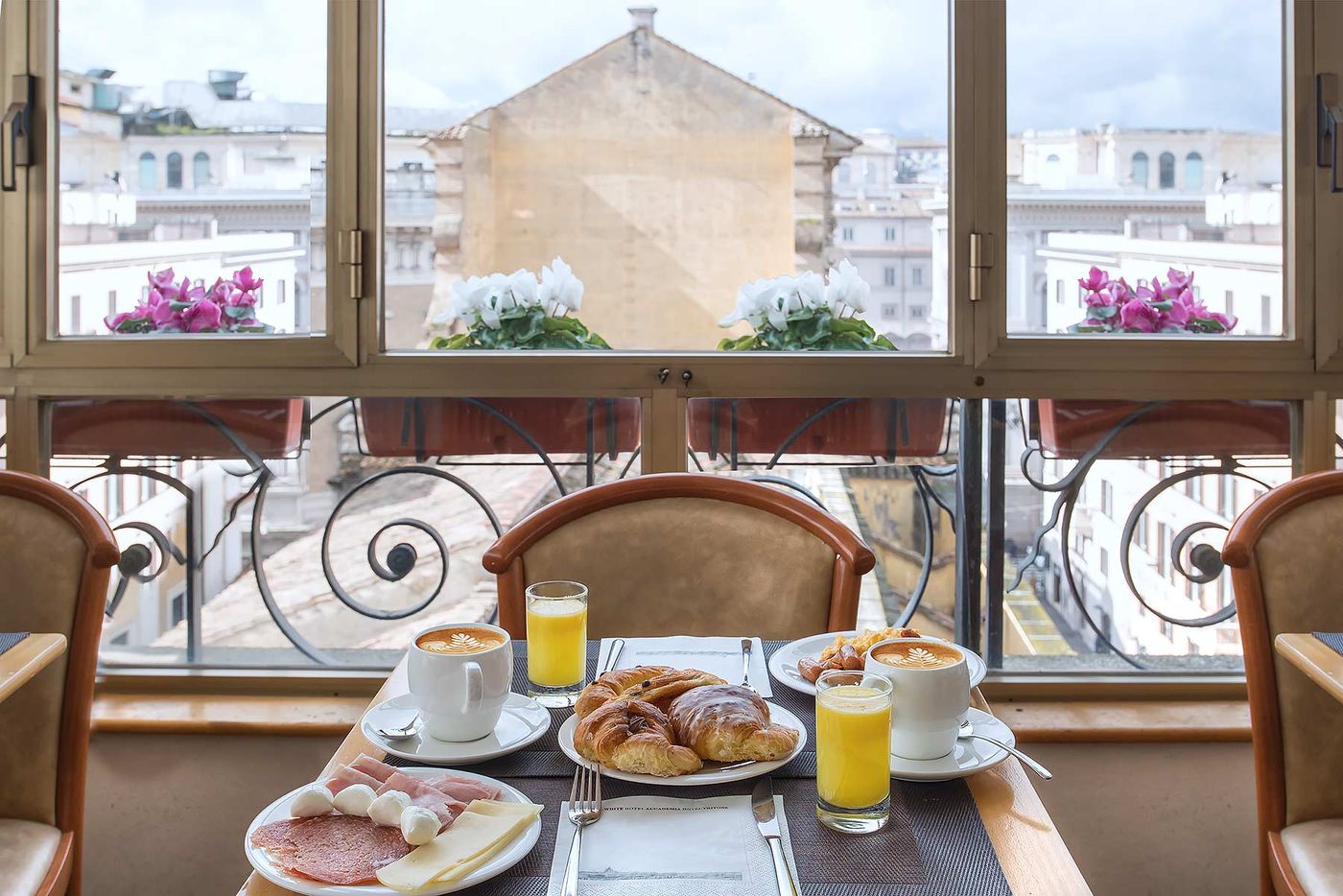 Hotel-Tritone-Terrace-3