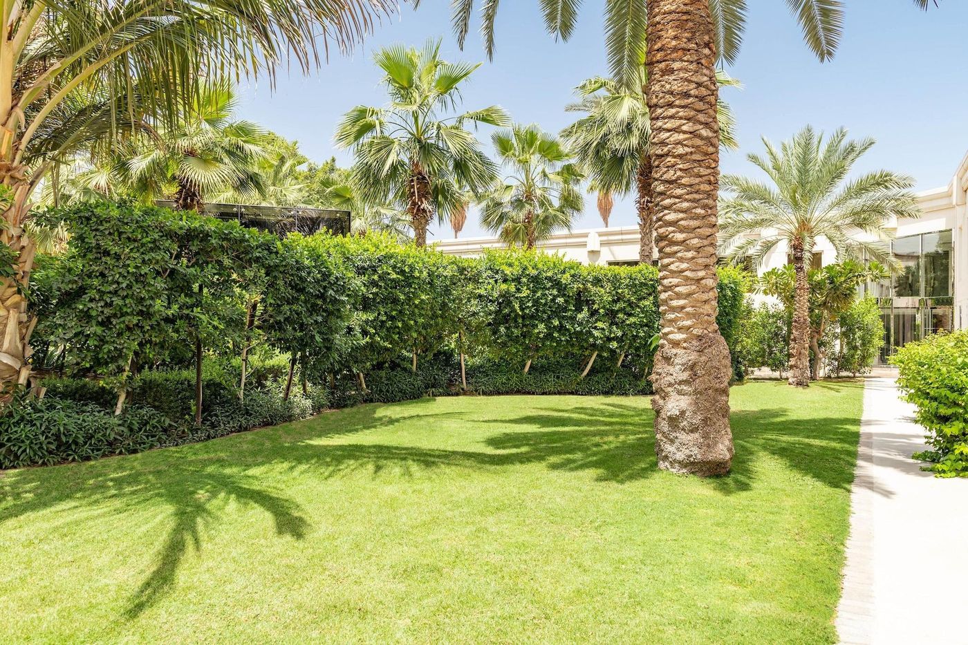 Le-Meridien-Dubai-Hotel---Conference-Centre-Room-10