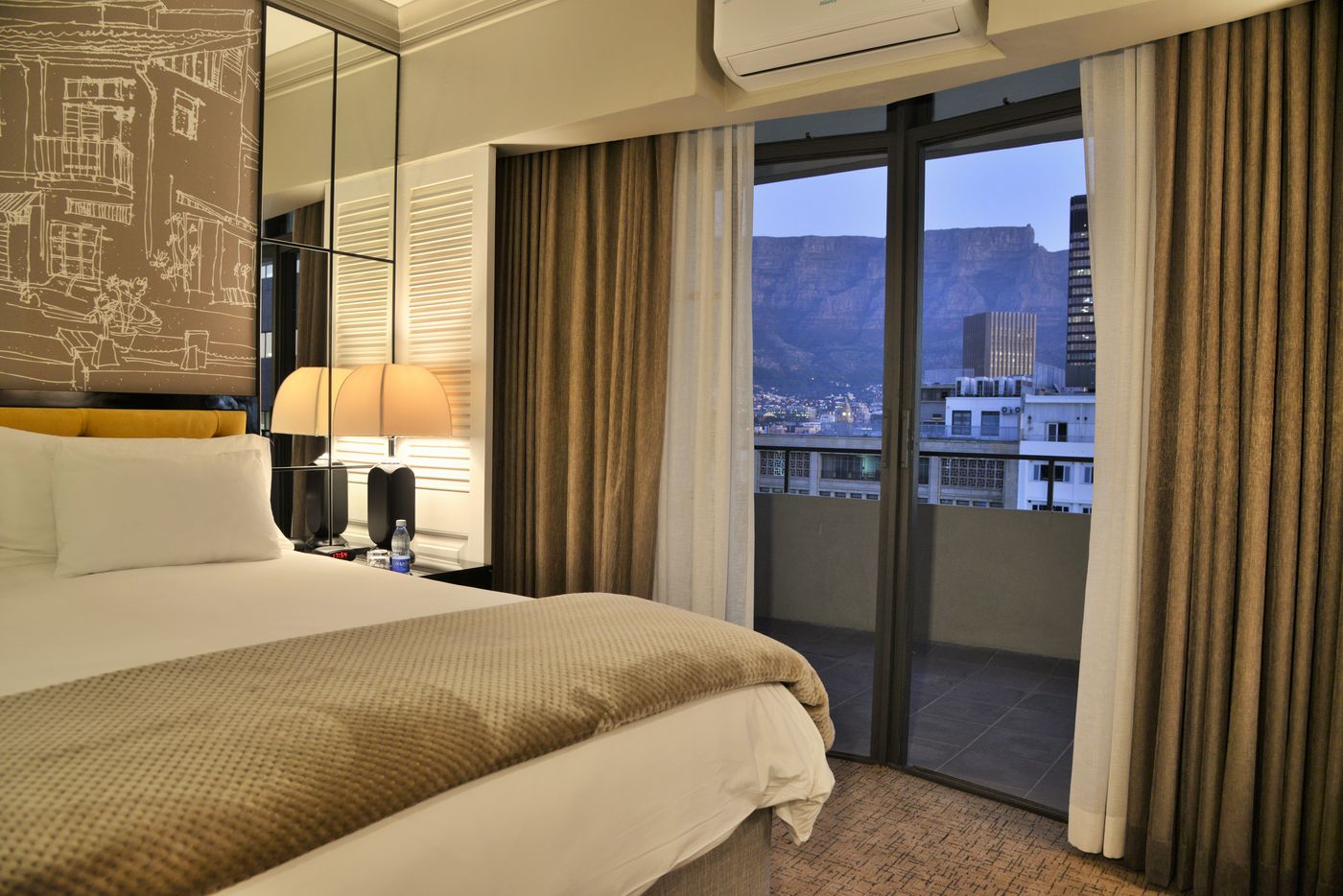 Capetonian-Hotel-Room-8