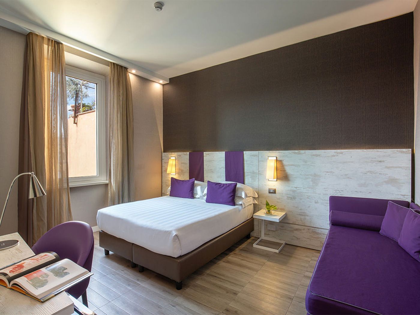 The-Guardian-Room-23