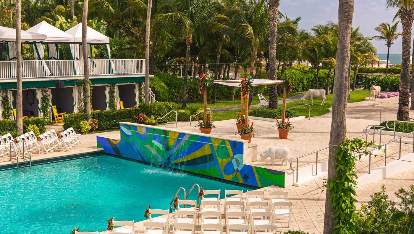 Kimpton Surfcomber Hotel