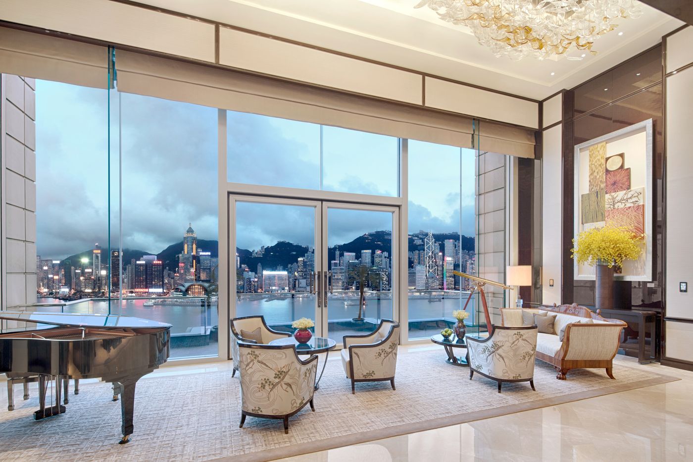 The-Peninsula-Hong-Kong-Room-5