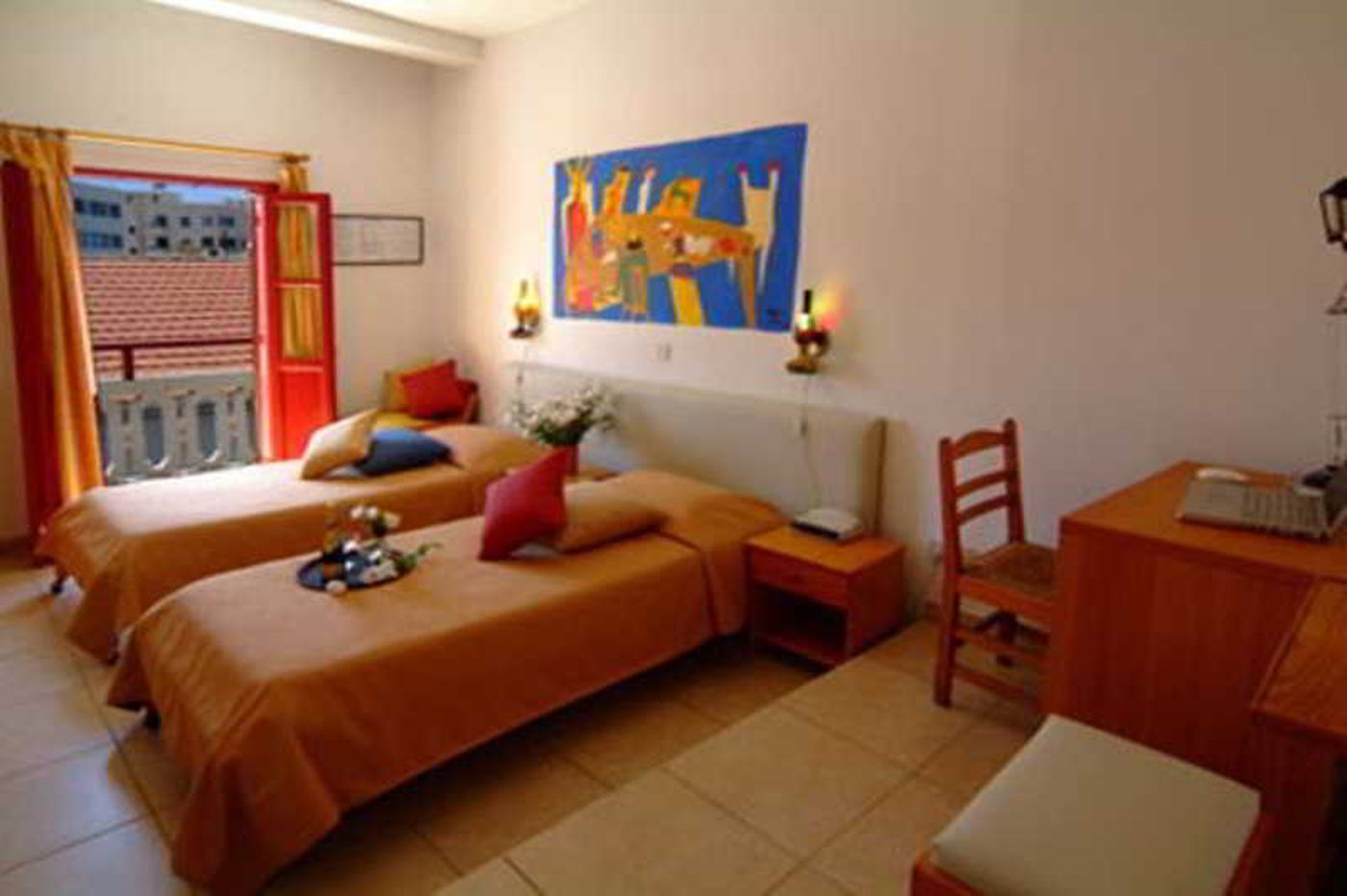 Kiniras-Traditional-House-Room-7