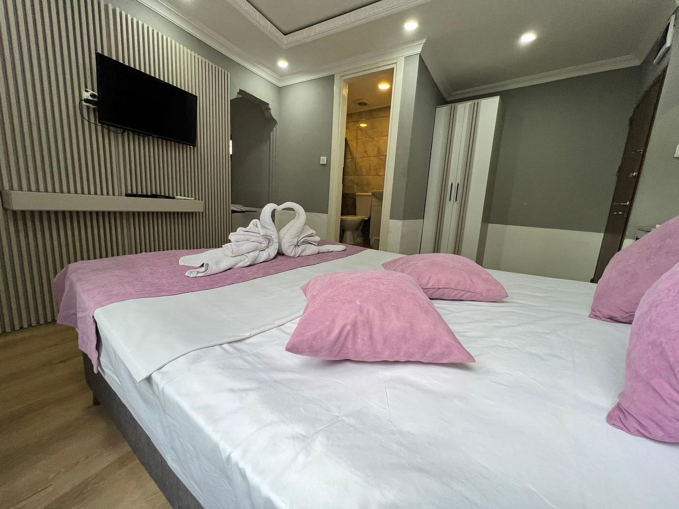 The-Zanadu-Istanbul-Room-11