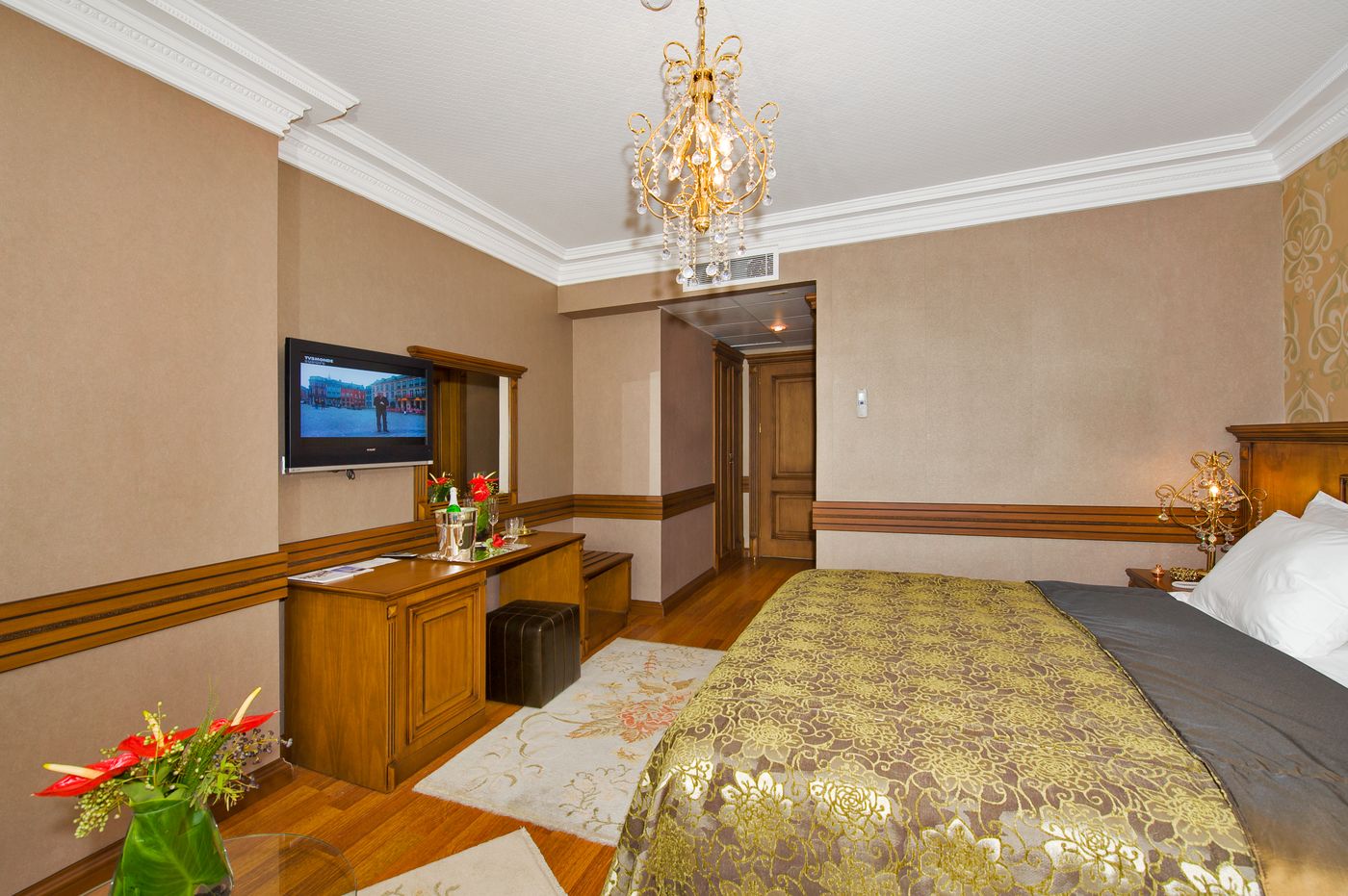 Ferman-Hotel-Room-10