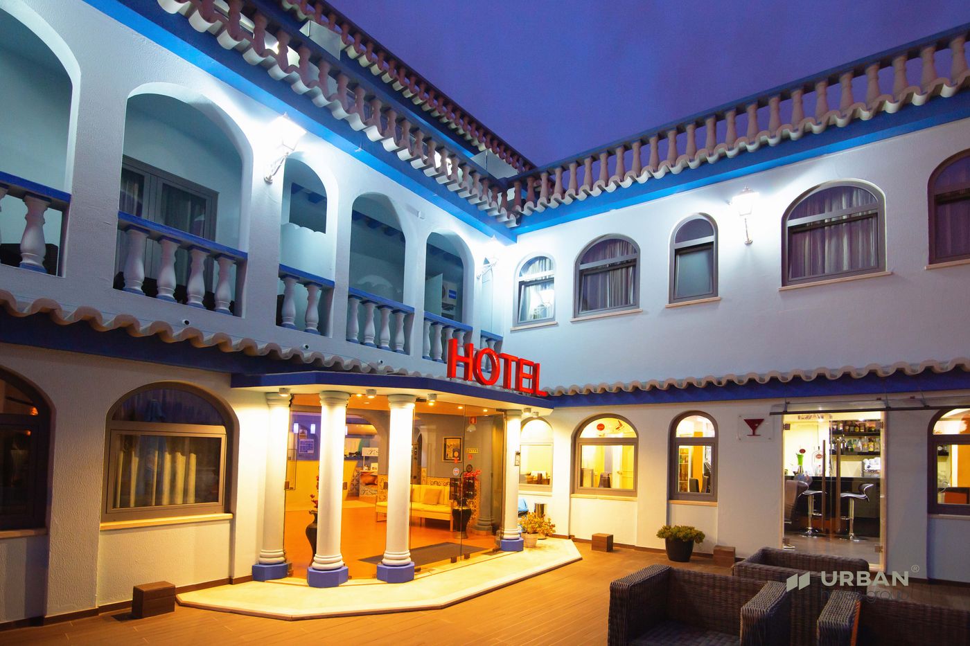 Hotel-Santa-Eulalia-Praia-Lobby-60