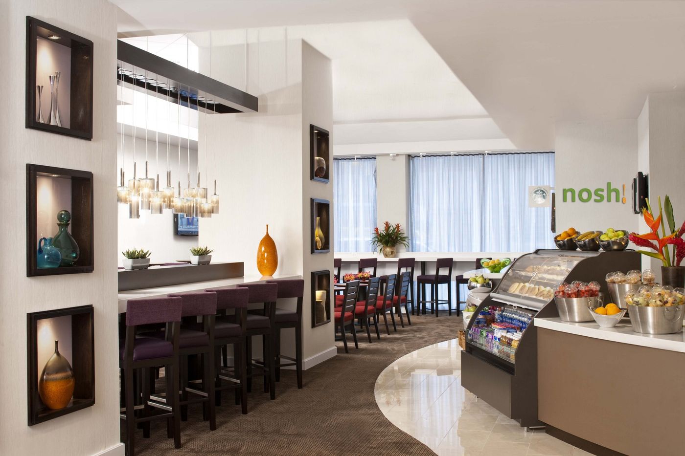 Courtyard-By-Marriott-New-York-Manhattan-Times-Squ-Restaurant-4