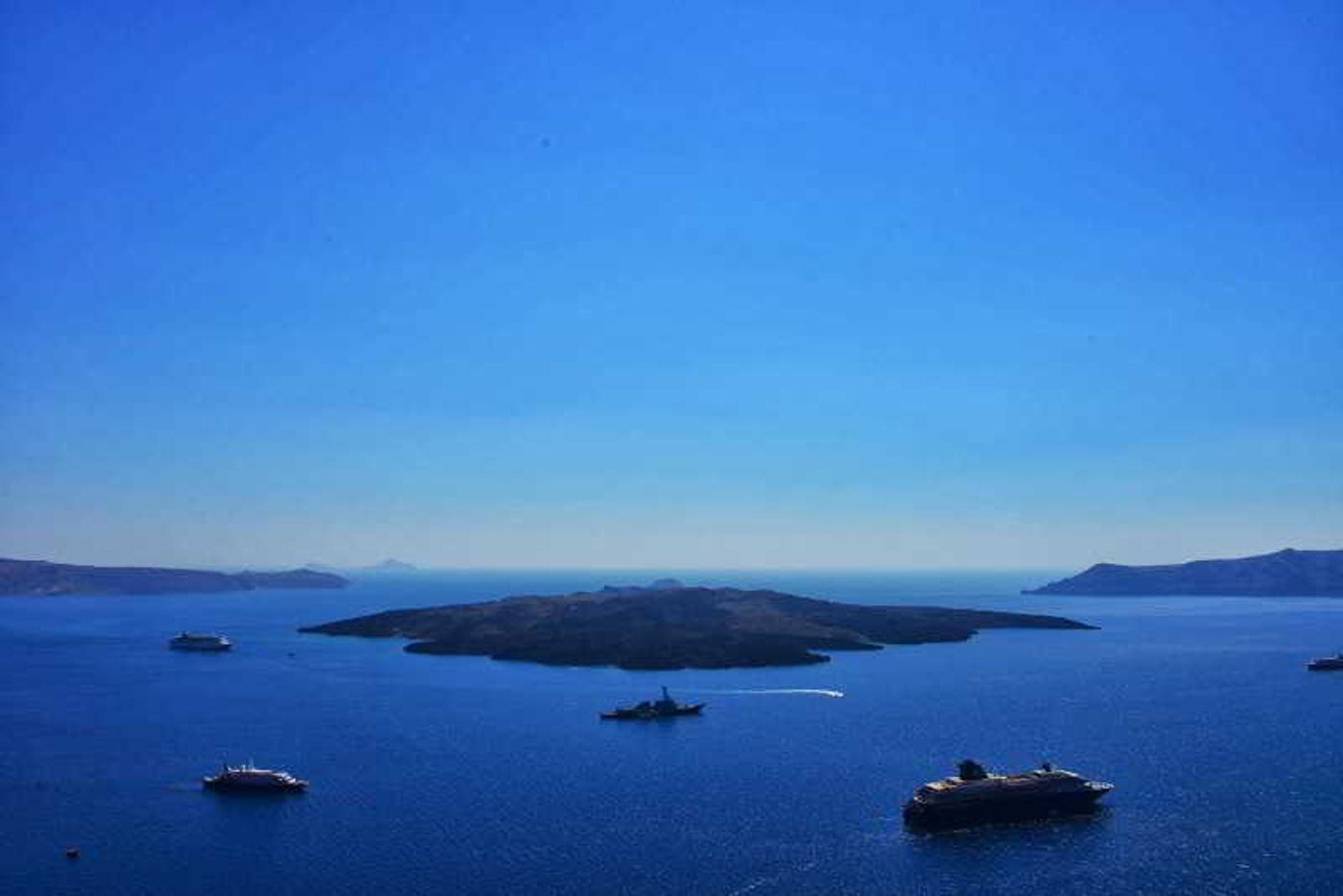 Santorini-Royal-Suites-General-view-21