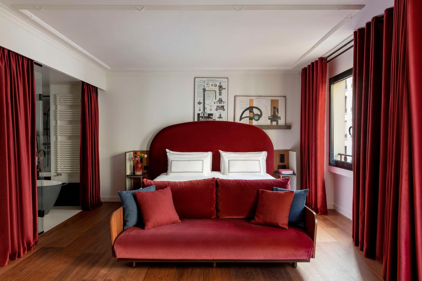 Melia-Paris-Tour-Eiffel-Room-31