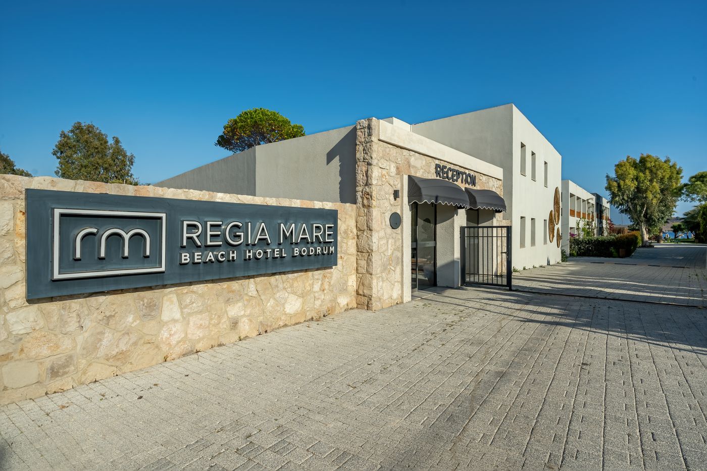 Regia Mare Beach