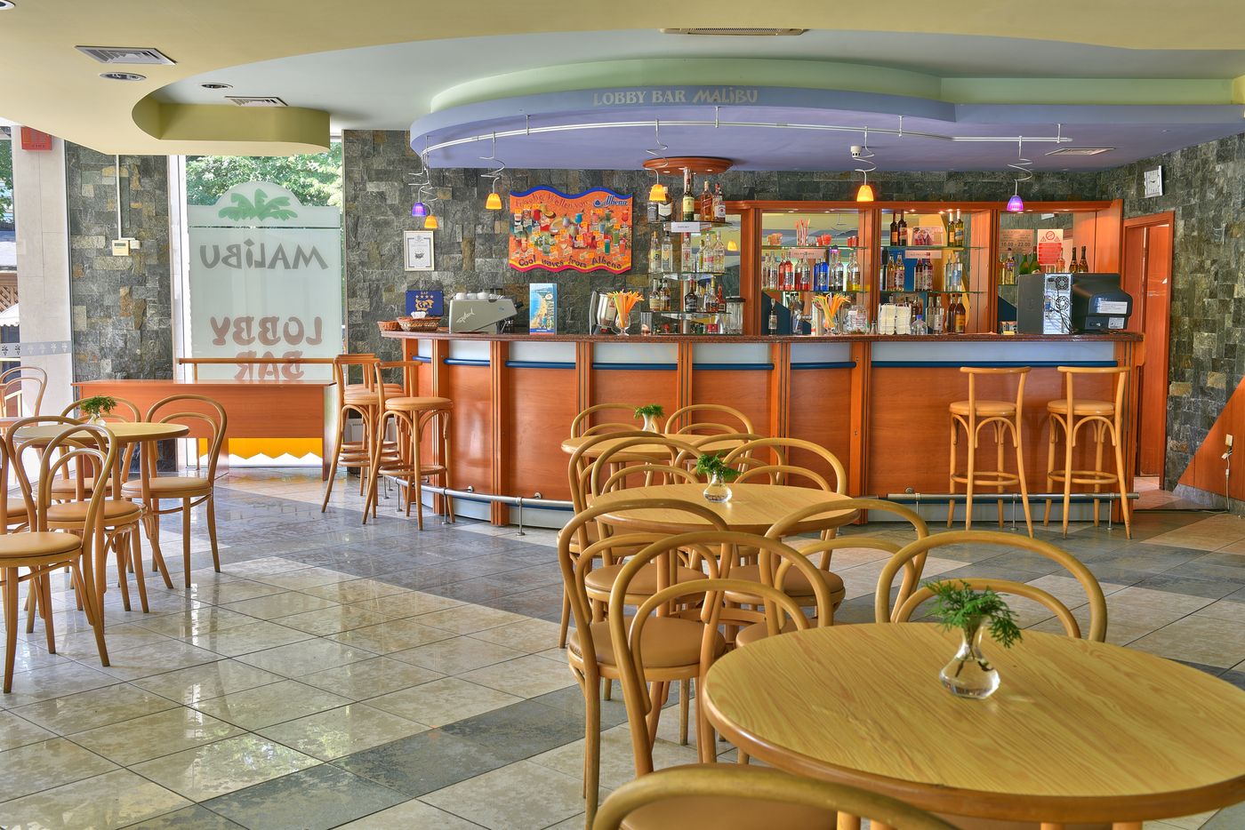 Hotel Malibu 10