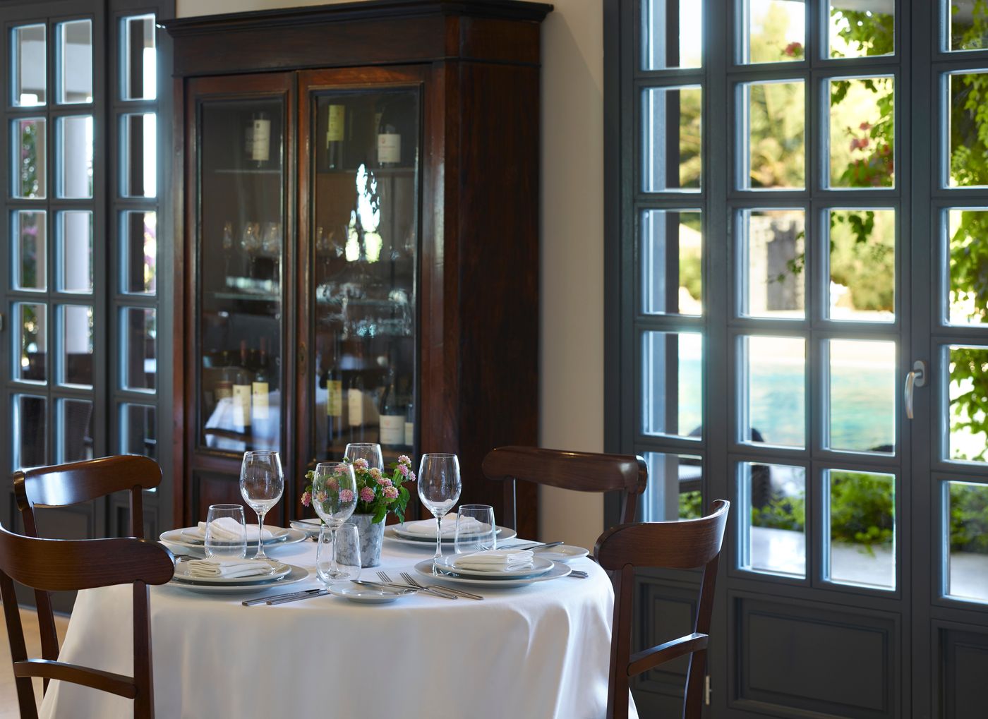 Nine-Muses-Restaurant-37