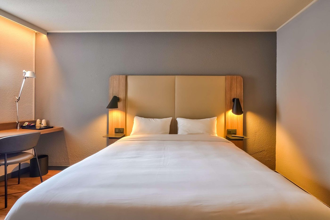 Campanile-Paris-Ouest---Pont-de-Suresnes-Room-32