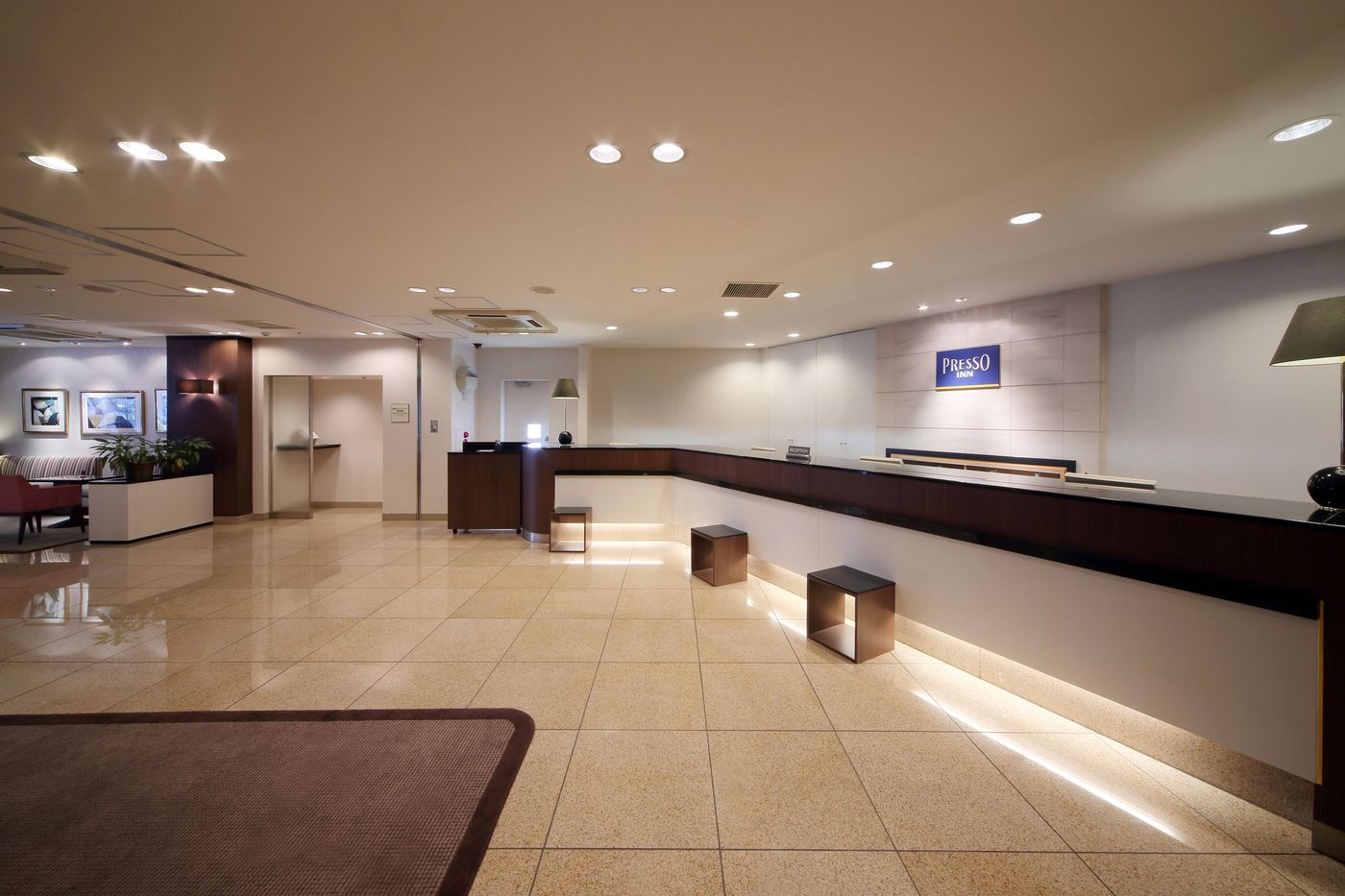 Keio Presso Inn Shinjuku-Japan-TOKYO-Lobby-10