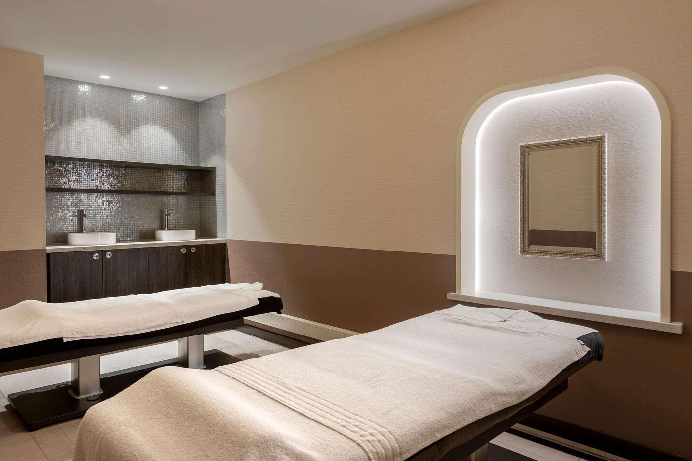 Corendon-Amsterdam-New-West--a-Tribute-Portfolio-Hotel-Sports-and-Entertainment-68