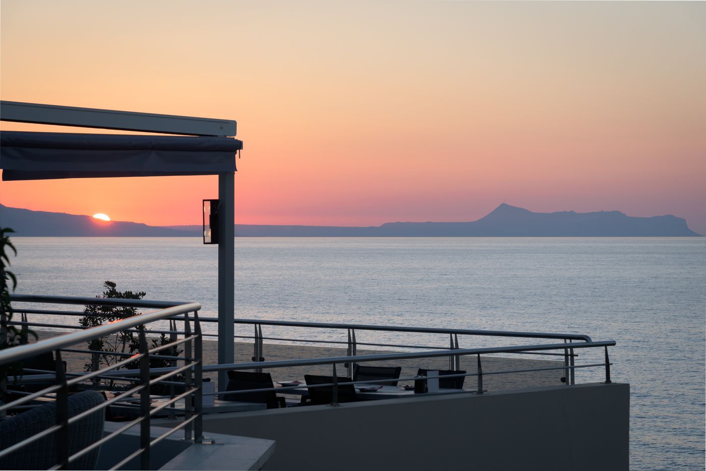 Macaris-Suites-and-Spa-Terrace-59