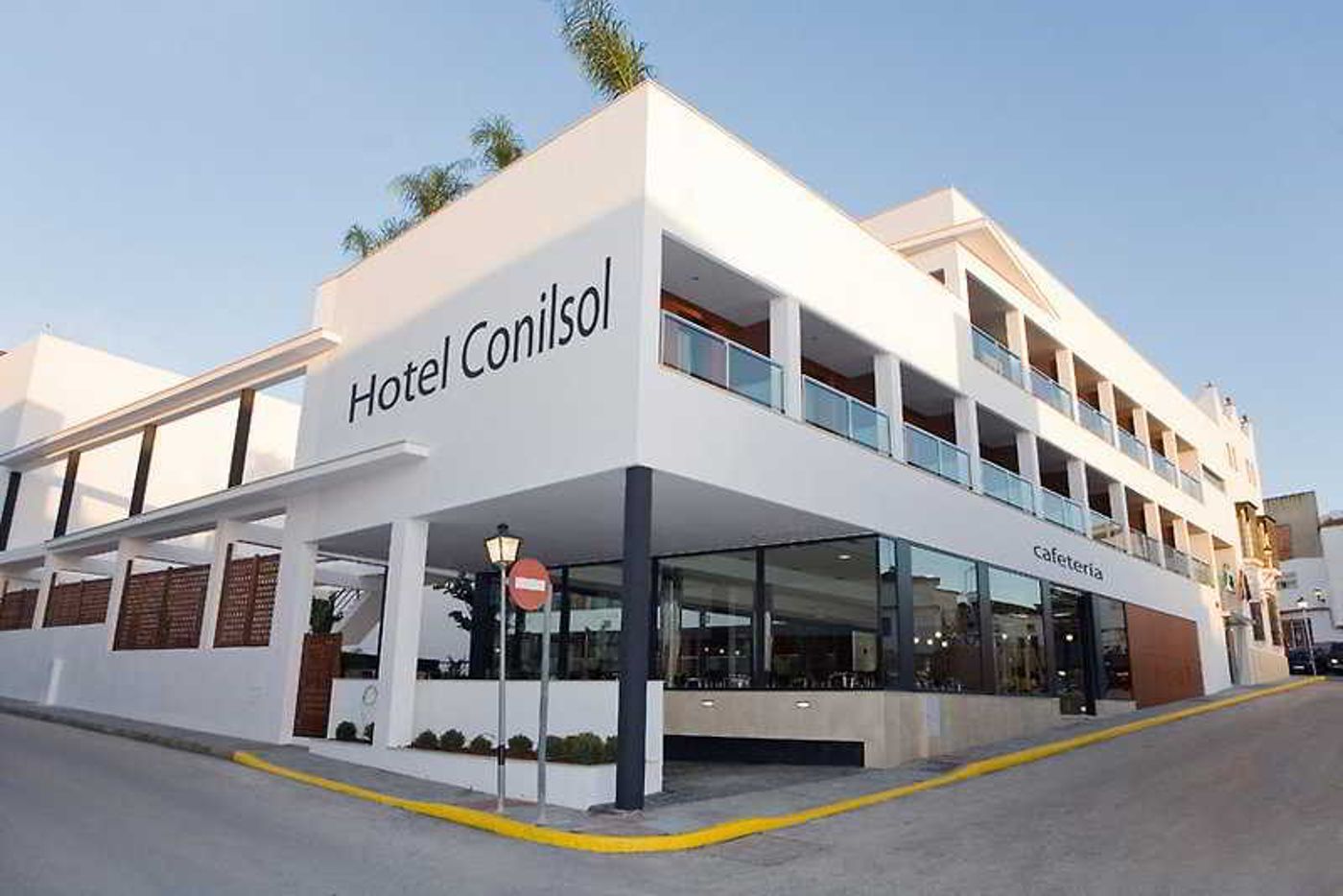 Conilsol-Hotel-y-Aptos-General-view-6