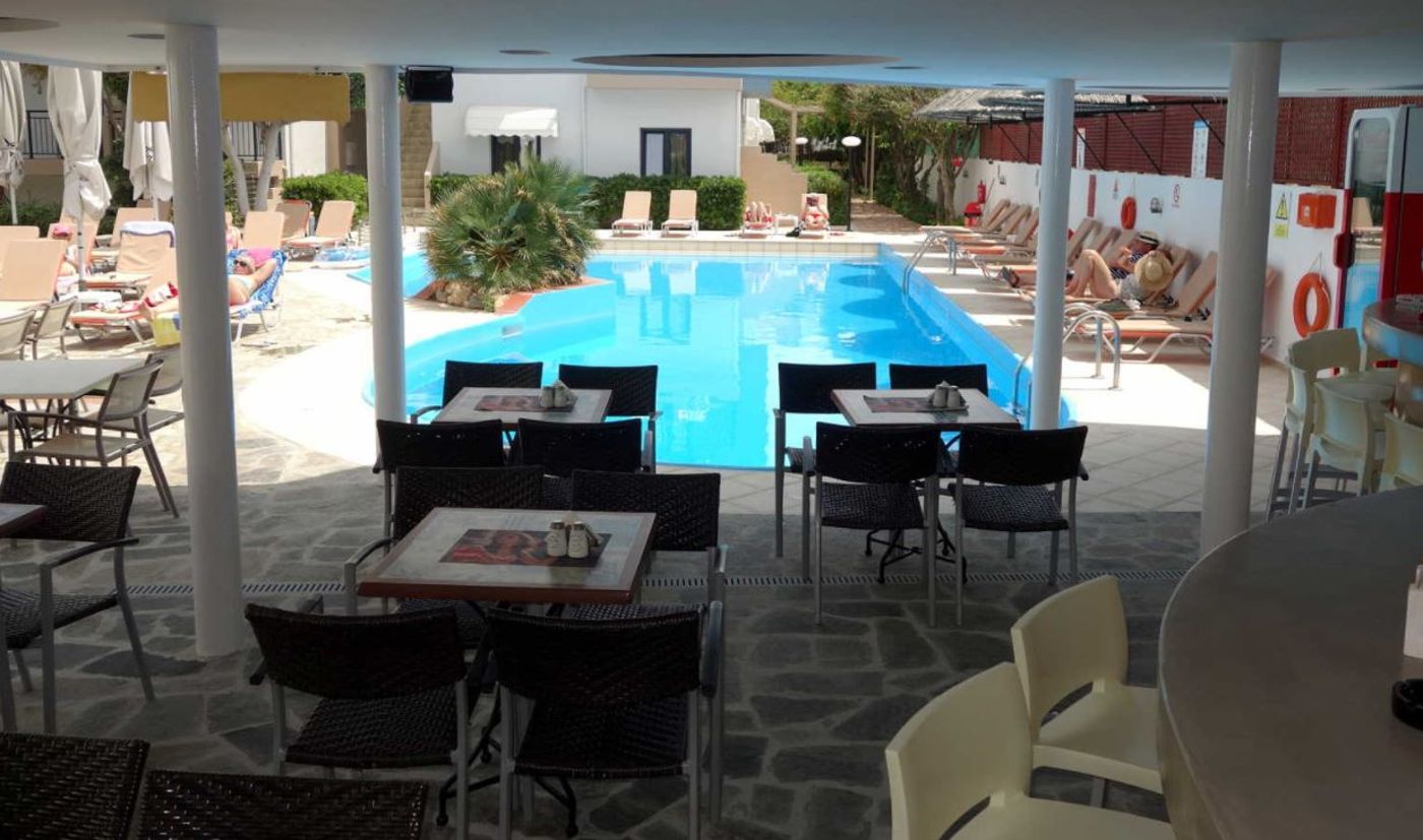 Golden Bay Apartments