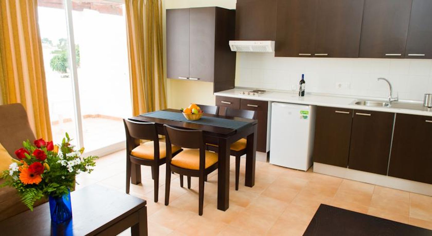 Vista Alegre Apartments