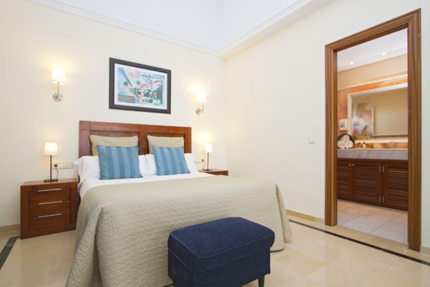 Villas-Coral-Deluxe-Room-38