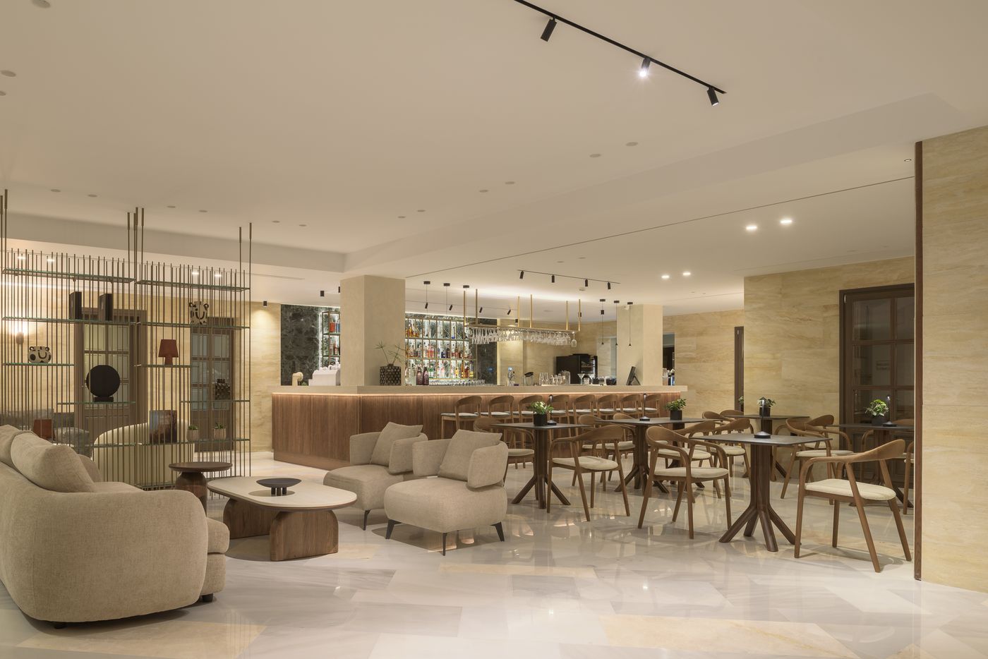 Hotel-Ideon-Lobby-35