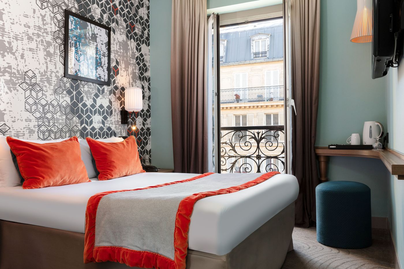 Hotel-des-Nations-Saint-Germain-Room-2