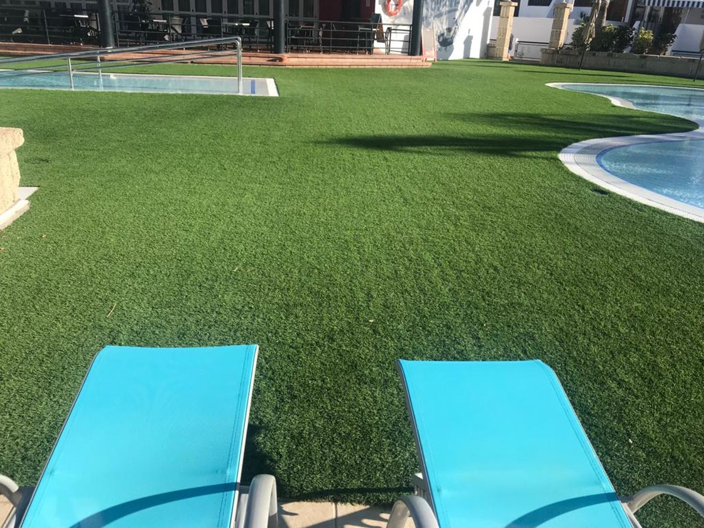 Malibu-Park-Hotel-Room-10