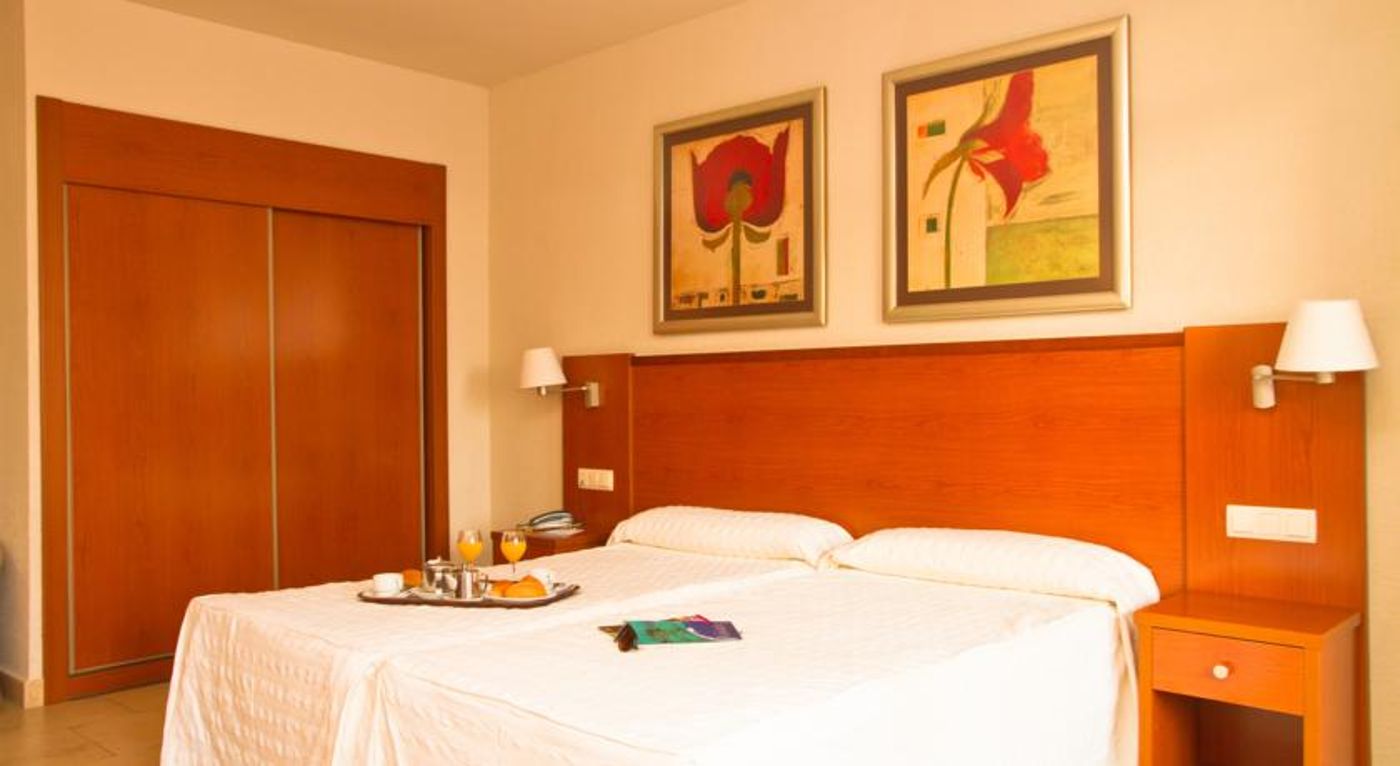 Las-Palmeras-Room-23