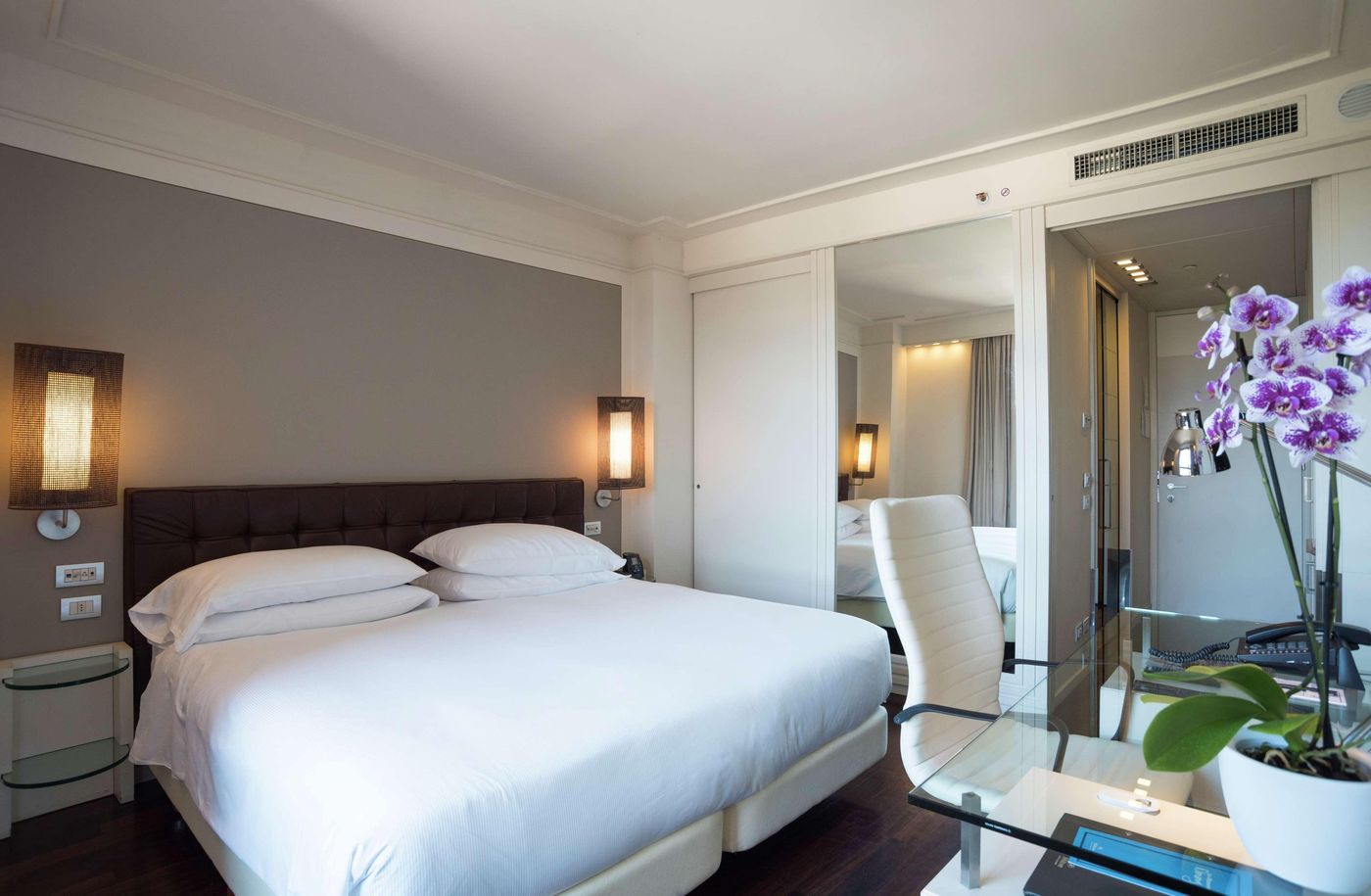 DoubleTree-by-Hilton-Florence-Metropole-Room-5