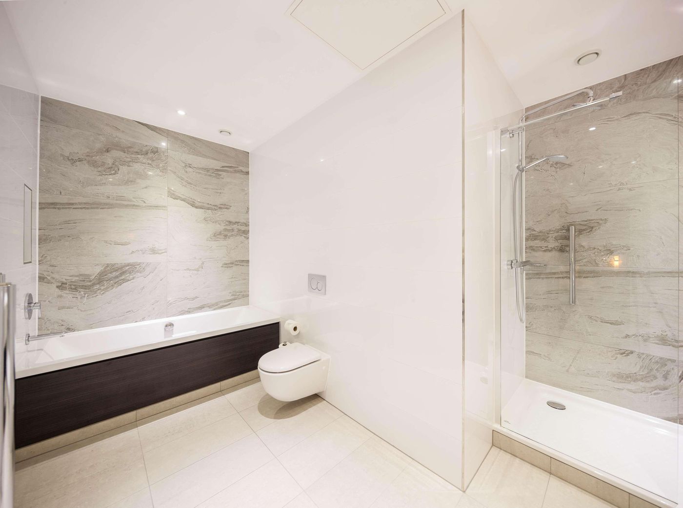 DoubleTree by Hilton Edinburgh City Centre - United Kingdom - EDINBURGH - Room - 7