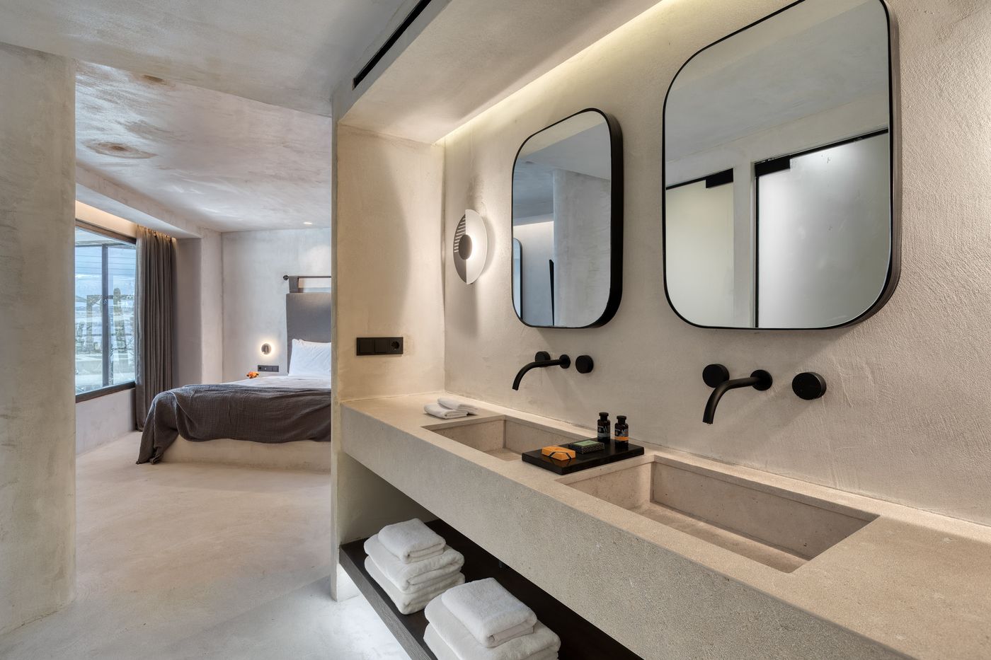 Rocabella-Mykonos-Art-Room-45