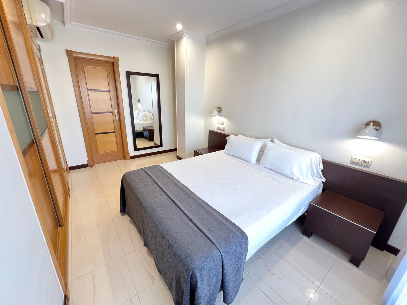 Mediterraneo-Real-Room-22