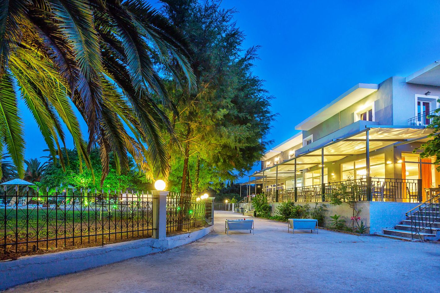 Silver-Bay-Hotel-General-view-12