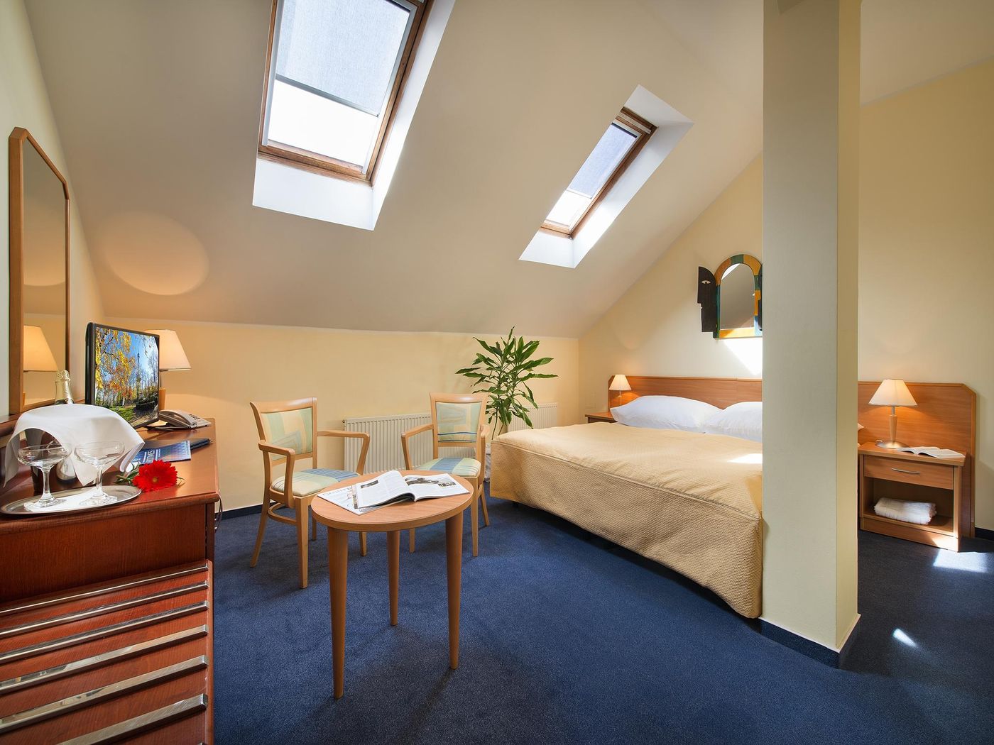 EA-Hotel-Tosca-Room-16