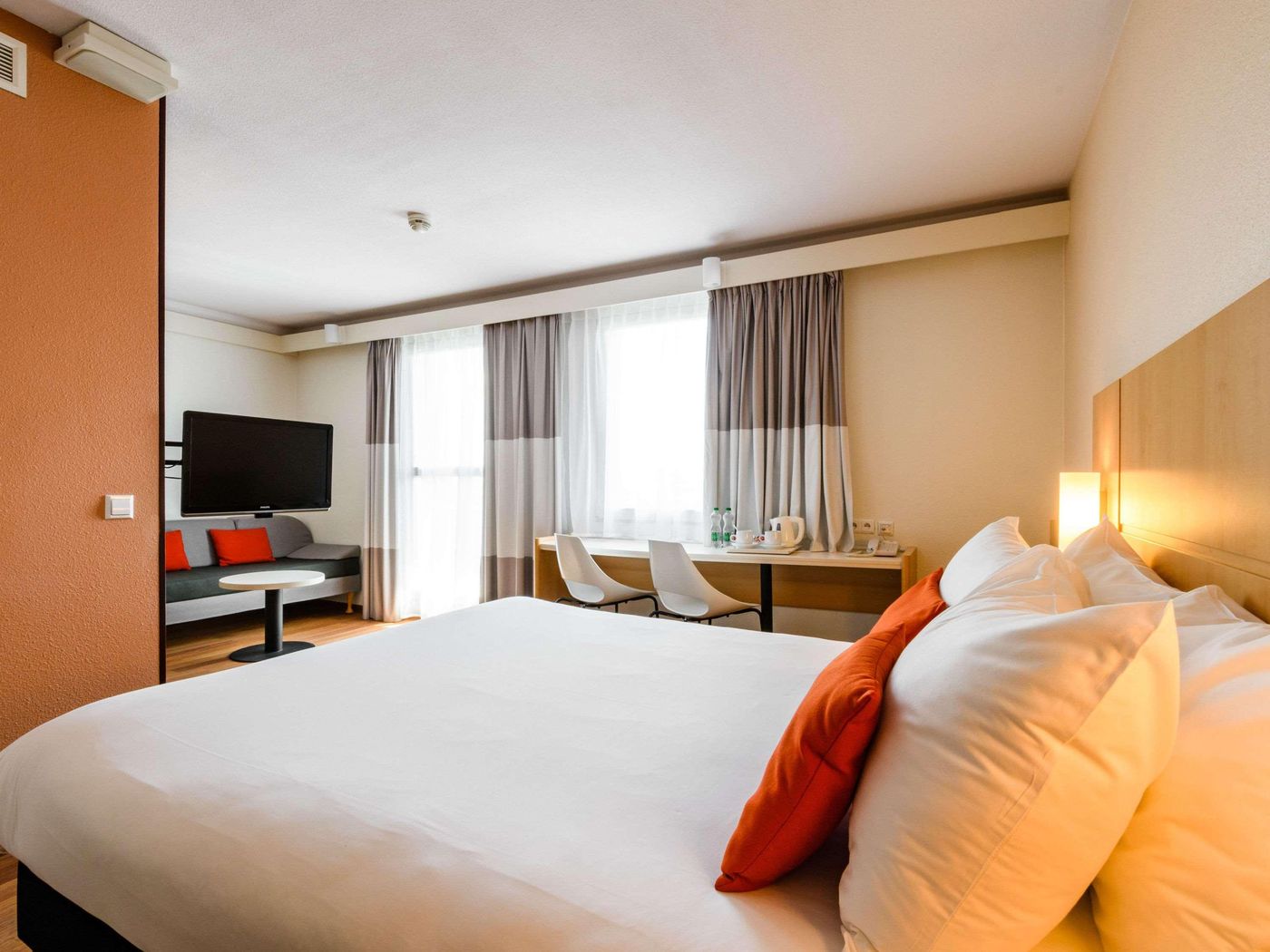 ibis-Warszawa-Stare-Miasto--Old-Town--Room-29