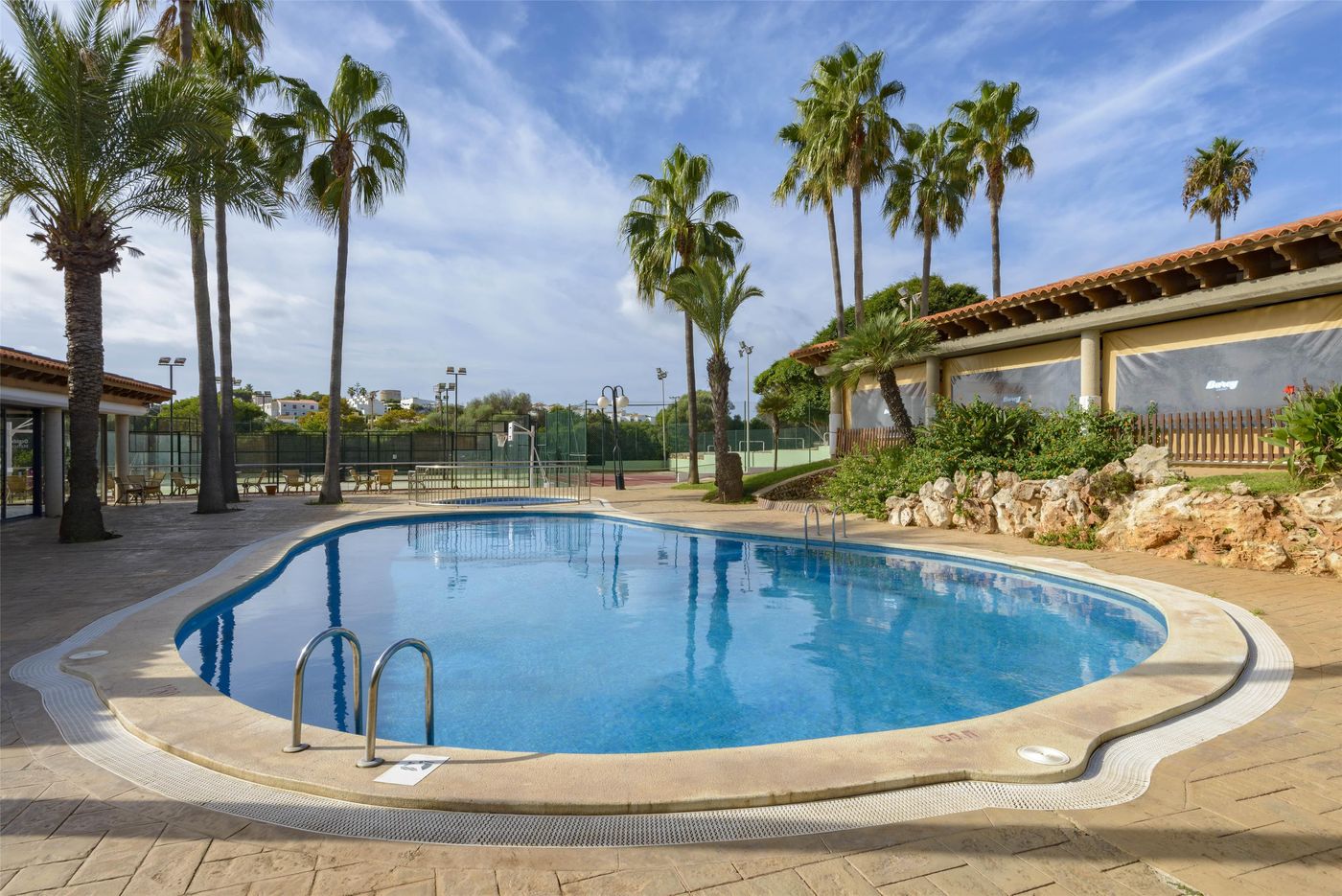 Occidental-Menorca-Pool-14