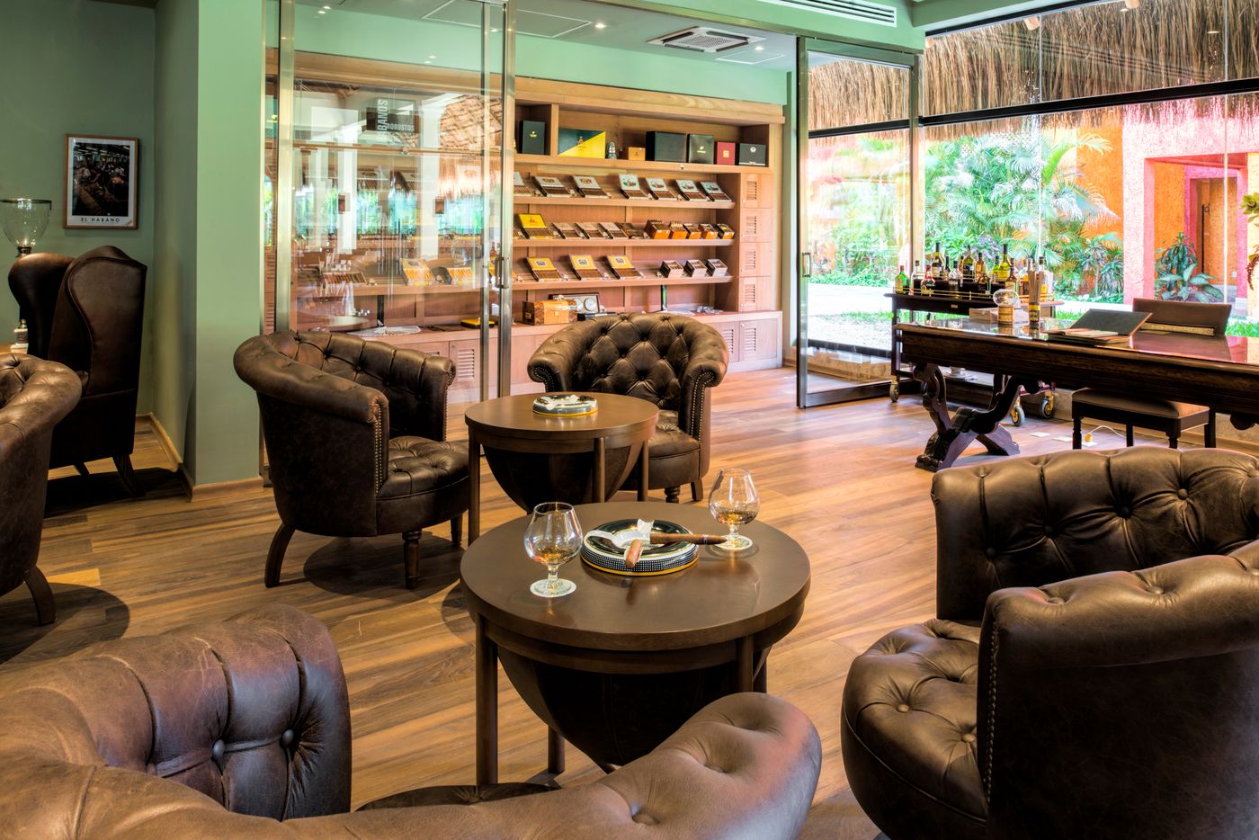 Iberostar-Waves-Quetzal-Bar-64