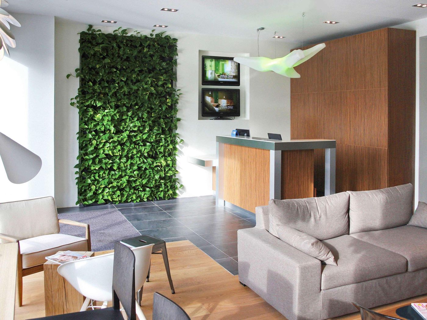 Mercure-Gare-Du-Nord-La-Fayette-Bar-4