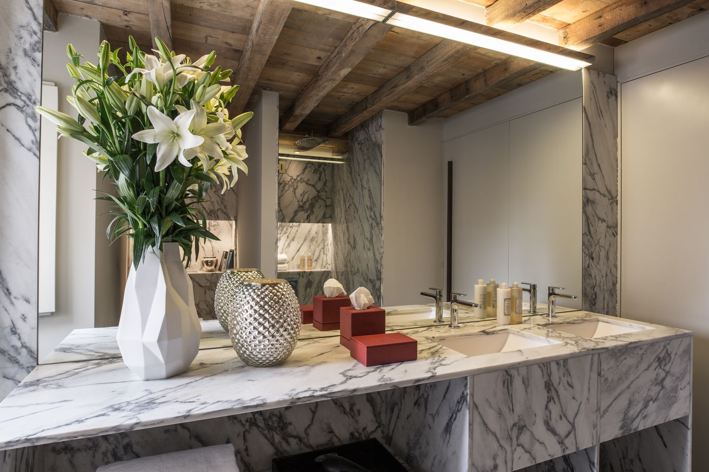 Dare-Lisbon-House-Room-29