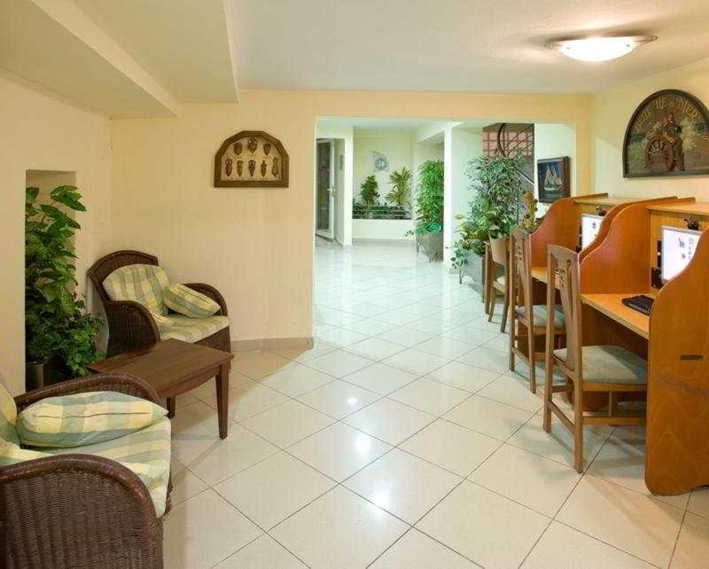 Aparthotel-Reco-des-Sol-Ibiza-Lobby-33